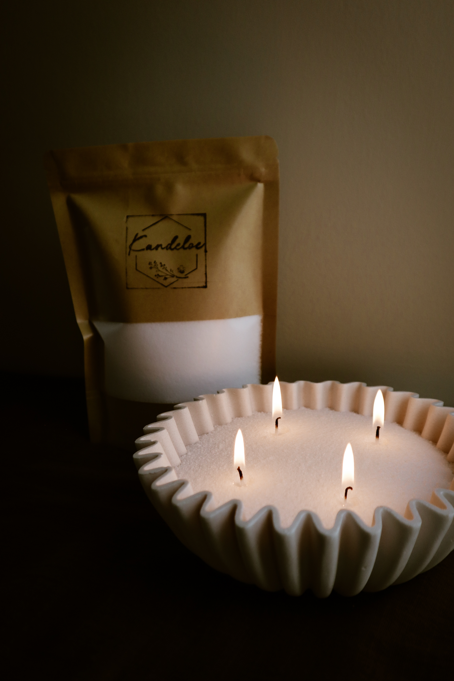 Kaarsenzand mét schaal (incl. 10 wieken)